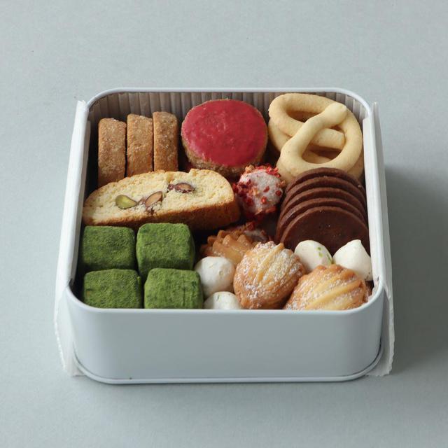ラ・テール洋菓子店限定<br />クッキー缶　窯（かま）<br />